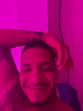 Show modela suazaniga na web-kameri