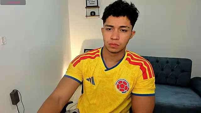 zayn_v1p webcam show