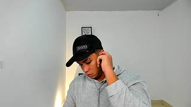 zayn_v1p Show in webcam