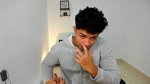 zayn_v1pn Webbikameraesitys