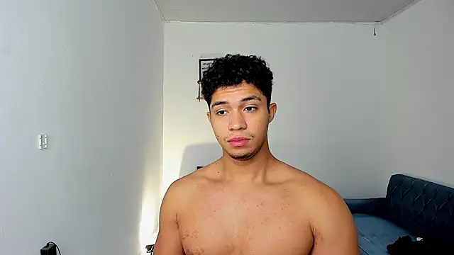 zayn_v1p Webcam Show
