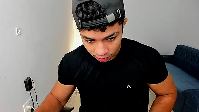 zayn_v1p Webcamshow