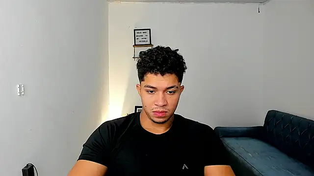 zayn_v1p Webcamshow