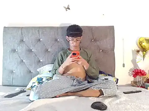 AndyMoonN – webcam-show
