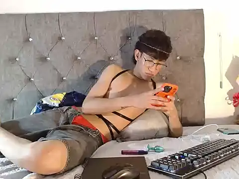 AndyMoonN Webcamshow