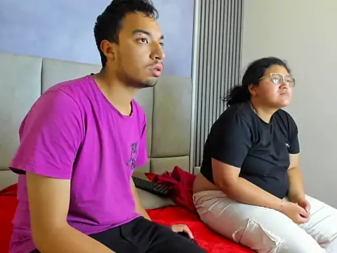 XXX chat uživo modela DuoLovers