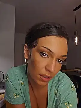 Živý XXX chat SaskiaVoss_