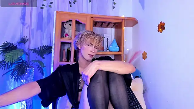 Show modela andrea17___ na web-kameri