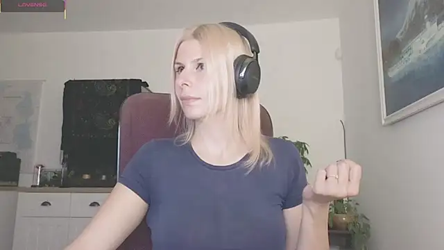 Webkamerová show karmija