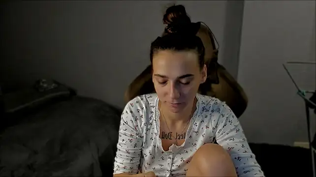 AnnaDolll webcam show