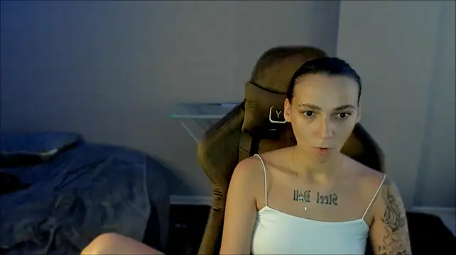 AnnaDolll 웹캠 쇼