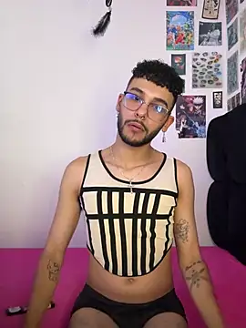 Deadnoxn Webbikameraesitys