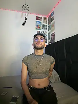 Deadnox webcam show