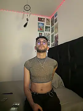 Deadnox webcam show