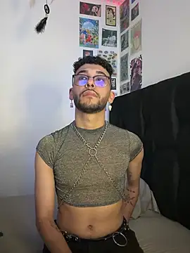 Deadnox webcam show