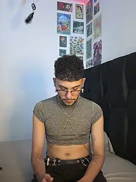 Deadnox Webcam show