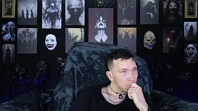 Show modela KaydenGray na web-kameri