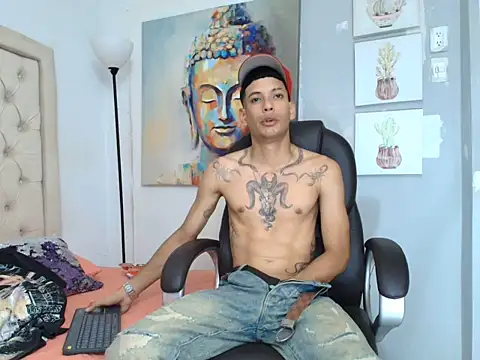 Вебкам-шоу connor_launther_