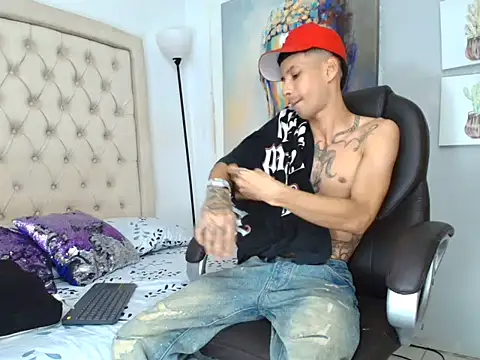 connor_launther_ webkamerás műsora