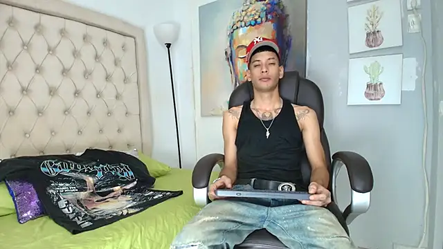 connor_launther_ ওয়েবক্যাম শো