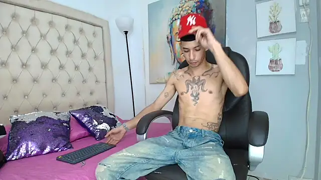 Show modela connor_launther_ na web-kameri