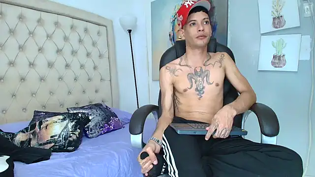 connor_launther_ Pertunjukan Webcam