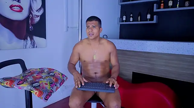 Hunter_master Show in webcam