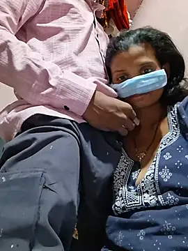 הופעת וובקאם של Bhabhi_pronstar