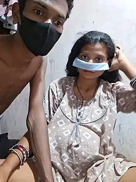 Show modela Bhabhi_pronstar na web-kameri