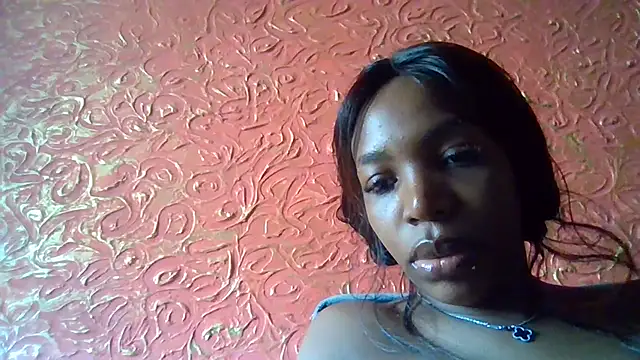 Softlyy_Wild – webcam-show