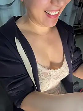 yaoyiyi-8 网络视讯表演