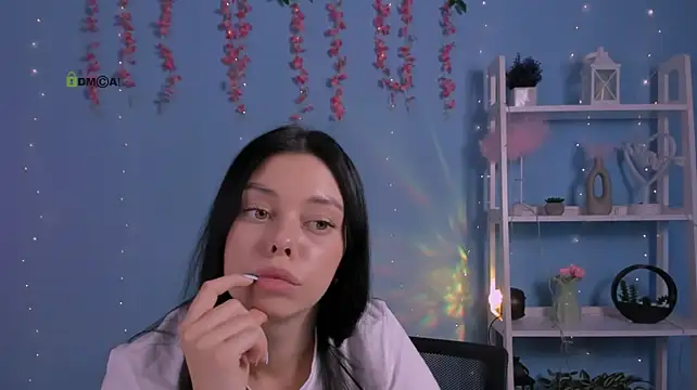 Вебкам-шоу laura_dark_