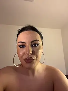 KeiraVVS_ Chat XXX in diretta