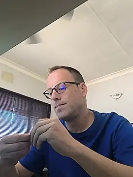 Homeless_hunter Webcam-Show