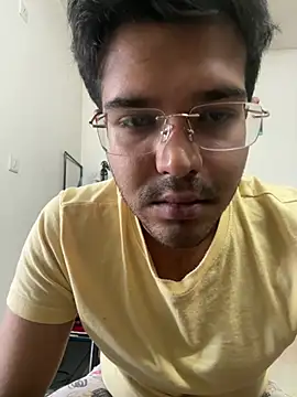 Mrudul1307 Webcam-Show