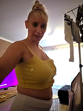 JadeVelvet- Show in webcam