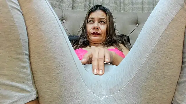sofia_anderson_ Adlı Modelin Web Kamerası Şovu