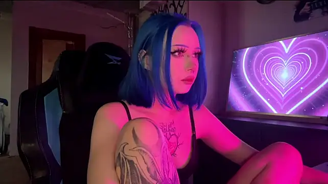 AnnieTouch's Webcam Show