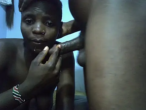 Show modela AfroBritney na web-kameri
