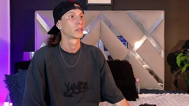 Alexxey_x Шоу с уебкамера