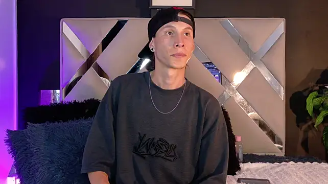 Alexxey_x Webcamshow