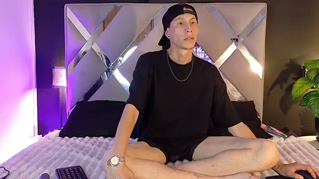 Alexxey_x: вебкам-шоу
