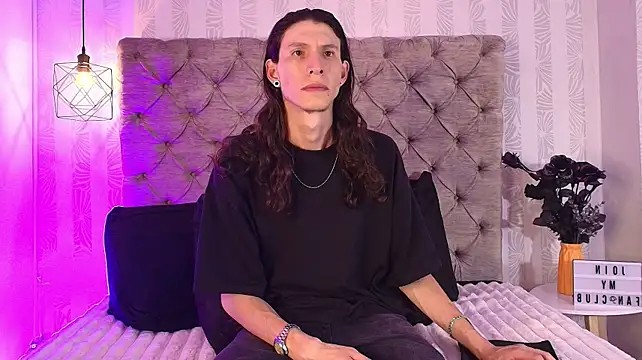 Show modela Alexxey_x na web-kameri