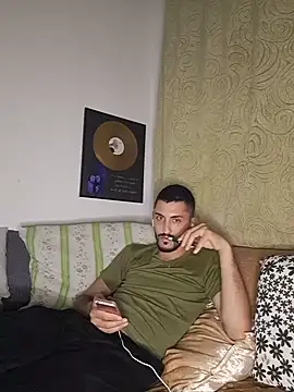 Yris-04 Webcamshow