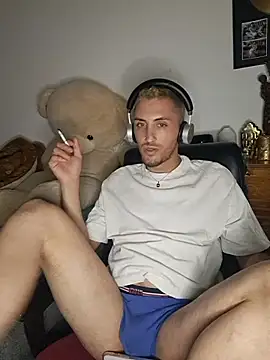 Yris-04 Show Webcam