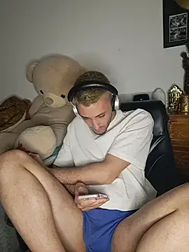Yris-04 Webcam show