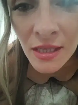 BABY-4-u Webcam Show