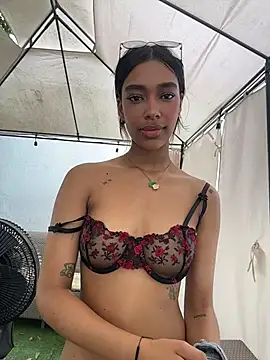 lizzy_sinclair's Live XXX Chat