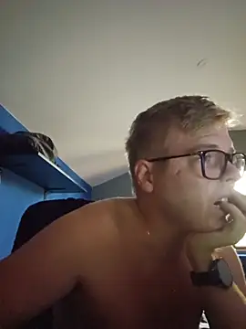 blondeboy92 Webcam show