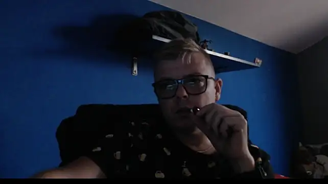 blondeboy92 Webcam show